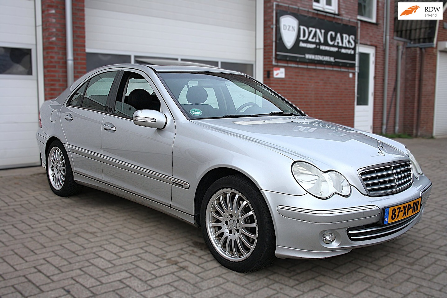 Mercedes-Benz C-klasse - 320 Classic Automaat | Lpg G3 gas | Leer|schuifdak|218PK 6 cilinder| Carlsson velgen - AutoWereld.nl