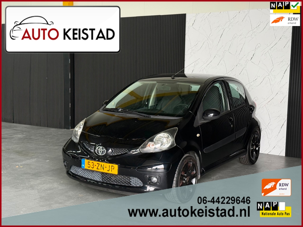 Toyota Aygo - 1.0-12V SPORT 5-DEURS AIRCO/ELEKTRISCHE RAMEN/LM- VELGEN! - AutoWereld.nl