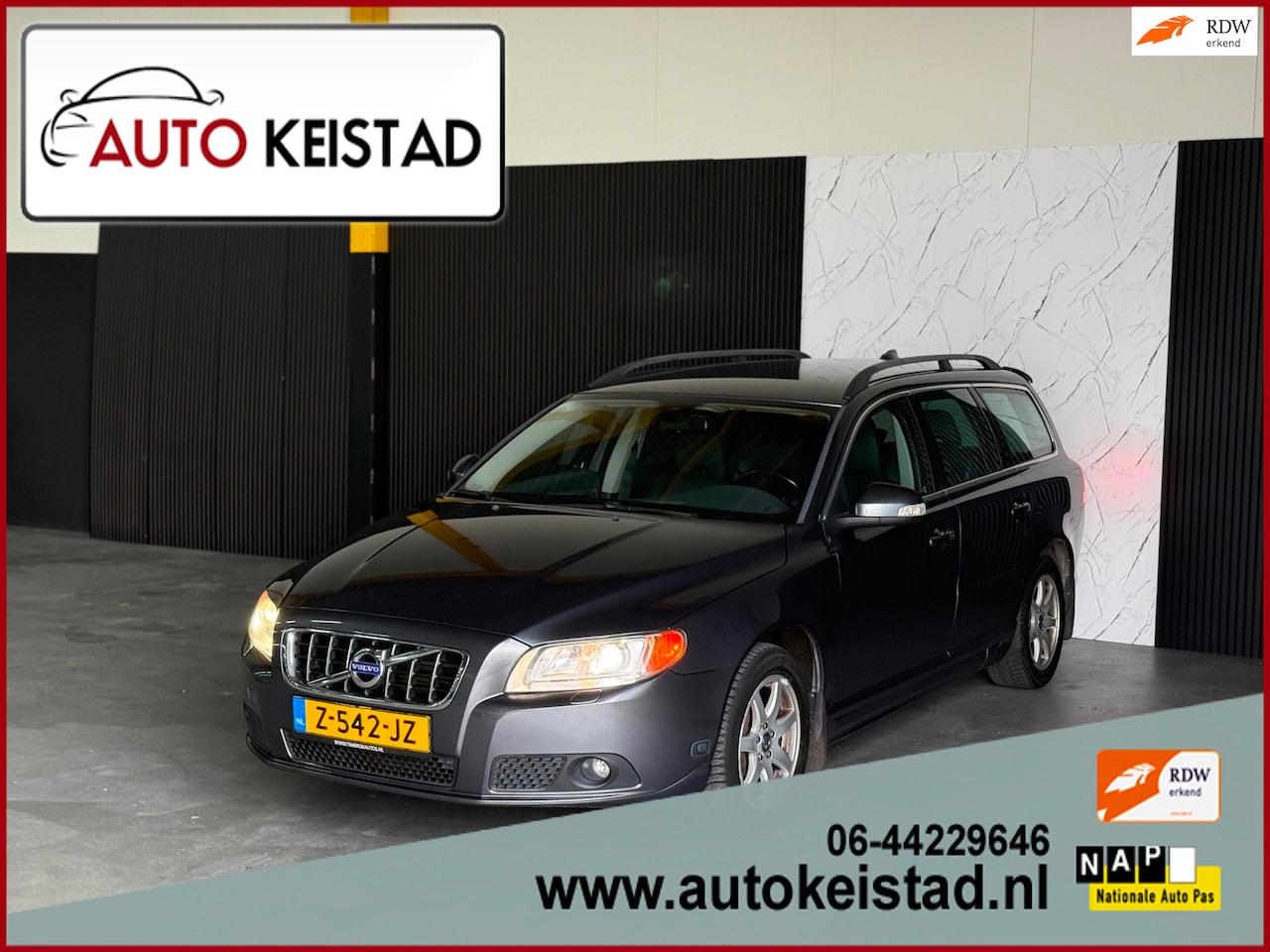 Volvo V70 - 2.5T AUTOMAAT LEDER/XENON/CLIMA! NETTE STAAT! - AutoWereld.nl