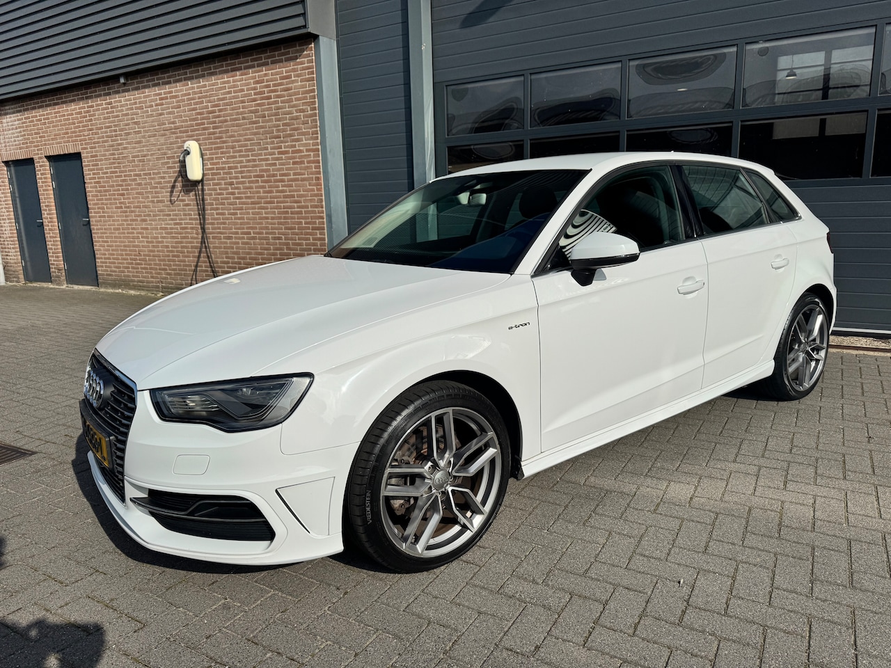 Audi A3 Sportback - 1.4 e-tron PHEV Attraction Pro Line plus