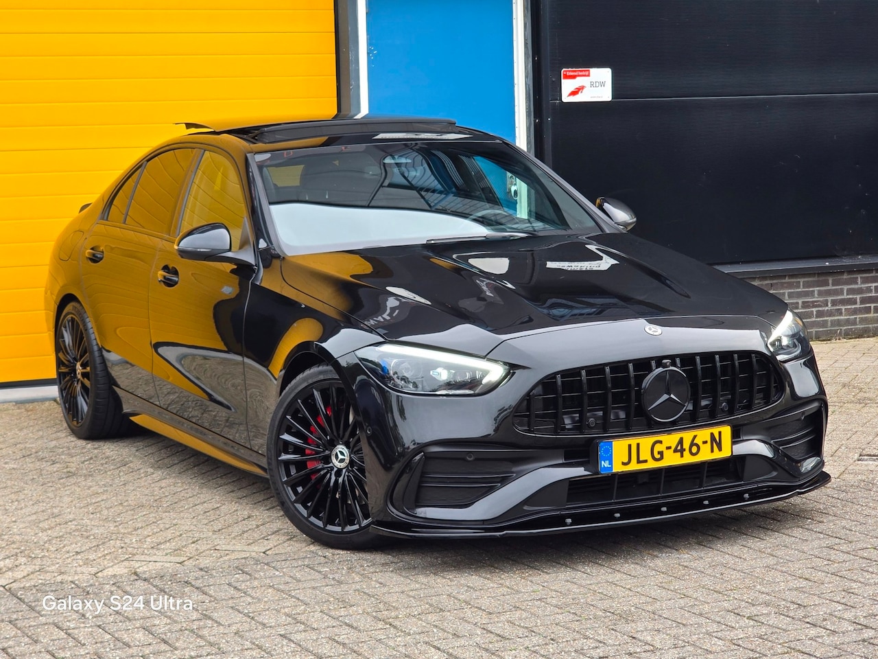 Mercedes-Benz C-klasse - 180 AMG Line / Aut /Head Up / Leder / Burmester / 360 Camera / Burmester / Memory / Open P - AutoWereld.nl