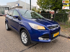 Ford Kuga - 1.5 Titanium Camera, Trekhaak, Navigatie