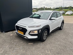 Hyundai Kona - 1.6 GDI 141pk HEV Comfort | Trekhaak | Camera | Carplay | Parkeersensoren | Climate contro