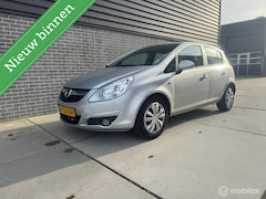 Opel Corsa - 1.4-16V APK NAP 5 Deurs Airco E-Ramen Trekhaak