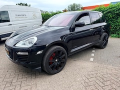 Porsche Cayenne - 4.8 Turbo