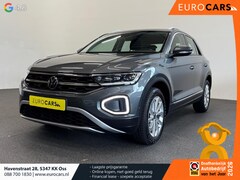 Volkswagen T-Roc - 1.5 TSI 150pk Automaat Style Climate Control Navigatie Aple Carplay/Android Auto PDC VA+ C