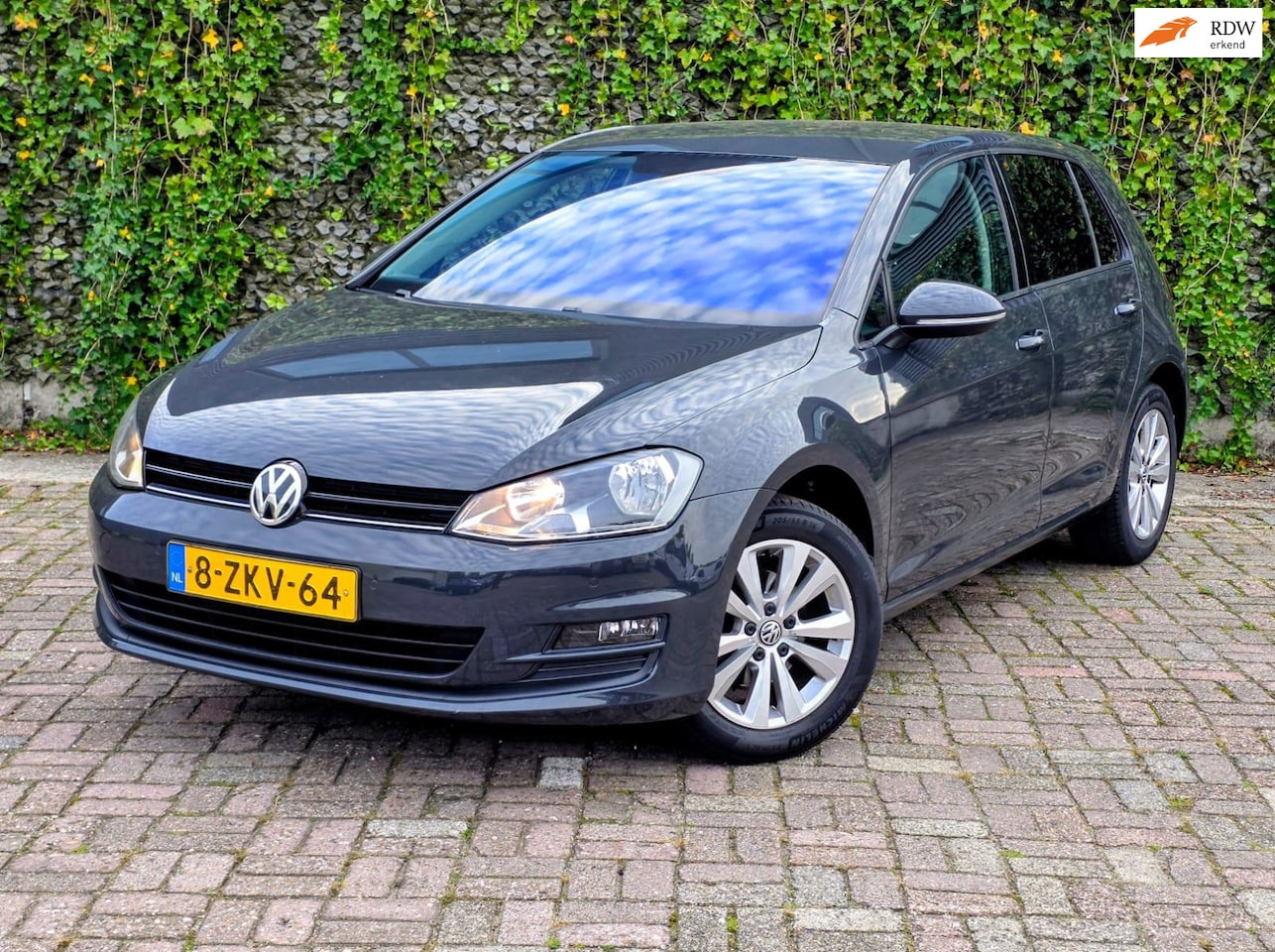 Volkswagen Golf - 1.2 TSI Comfortline APK Parking Sensoren Cruise Airco - AutoWereld.nl