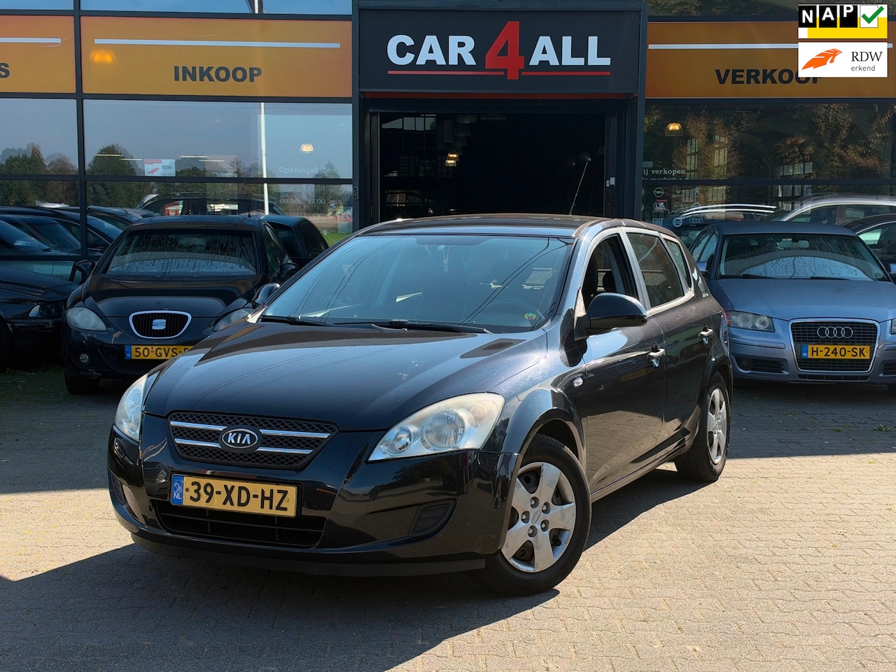 Kia Cee'd - 1.4 X-tra APK 18-10-2027/AIRCO/TREKHAAK/CRUISE/RIJDT PERFECT - AutoWereld.nl