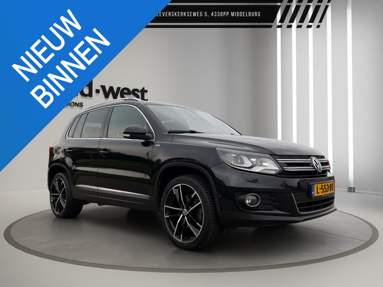 Volkswagen Tiguan - 1.4 TSI Sport&Style Automaat LED PDC - AutoWereld.nl