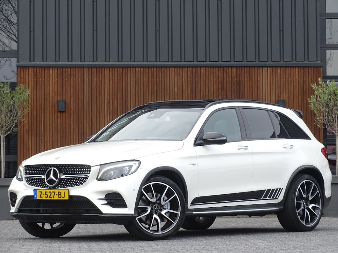Mercedes-Benz GLC-klasse - 43 AMG 368PK 4-Matic / pano / Burmester / LED - AutoWereld.nl