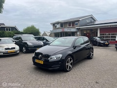 Volkswagen Golf - 1.2 TSI Trendline
