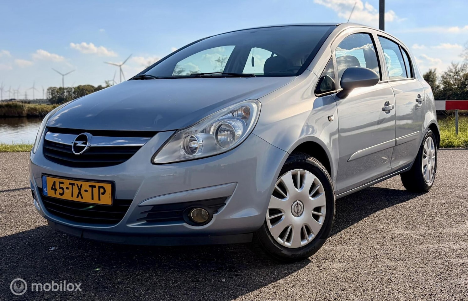 Opel Corsa - 1.4-16V Enjoy 1.4-16V Enjoy - AutoWereld.nl