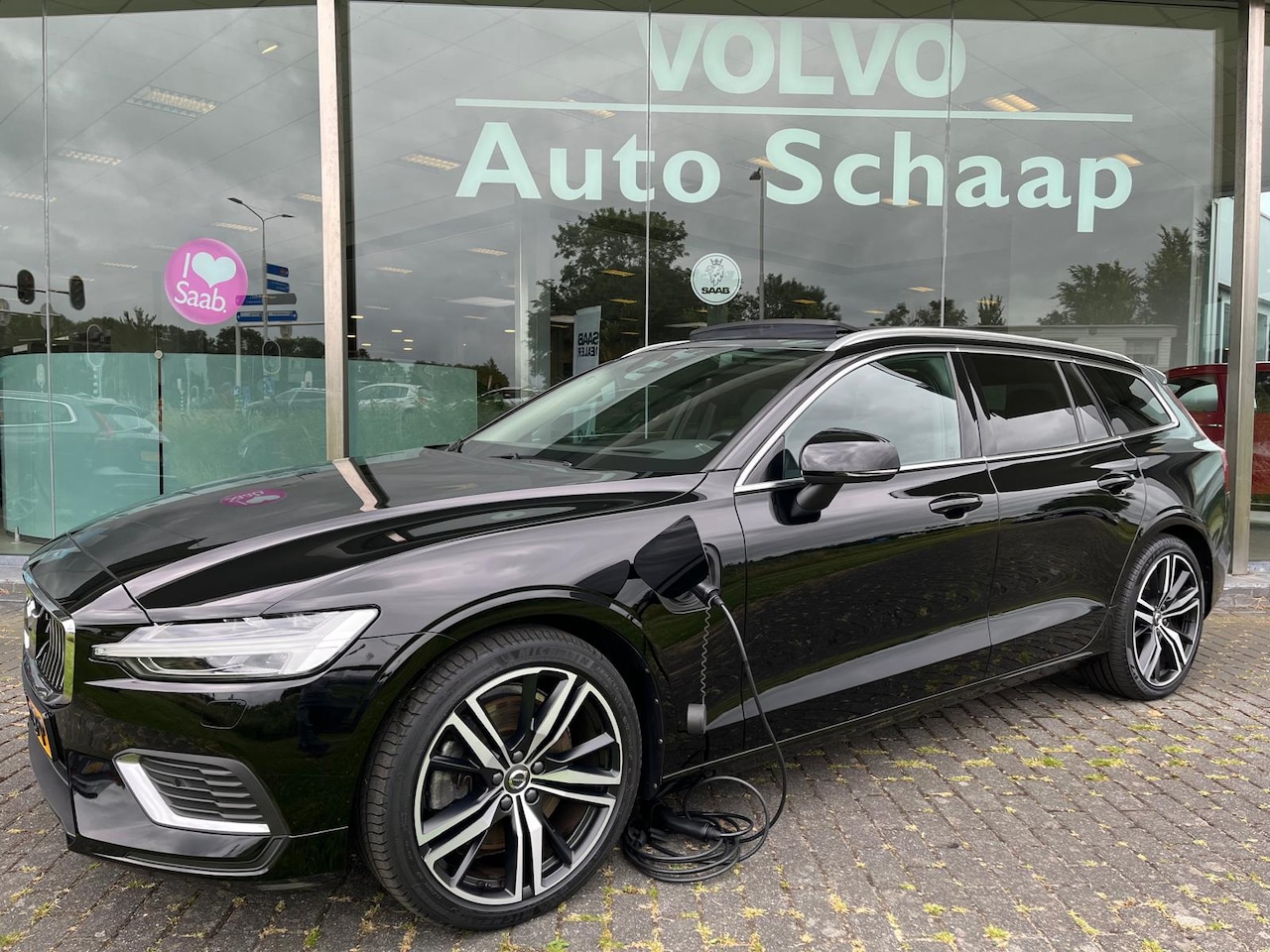 Volvo V60 - 2.0 T6 Recharge AWD Inscription | Rijklaar incl 12 mnd Bovag | Harman/Kardon audio Panoram - AutoWereld.nl