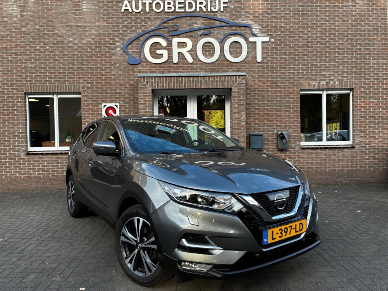 Nissan Qashqai - 1.6 N-CONNECTA 163PK 1500KG/TREKHAAK/CAMERA/KEYLESS - AutoWereld.nl