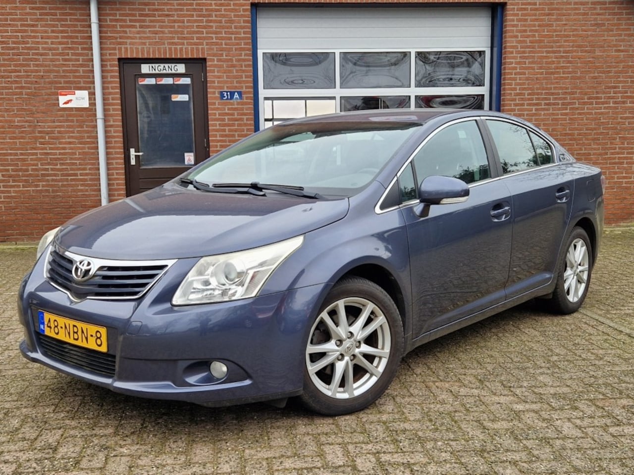 Toyota Avensis - 1.8 VTT-i Business Sedan NL-auto Navi Climate Cruise Camera - AutoWereld.nl