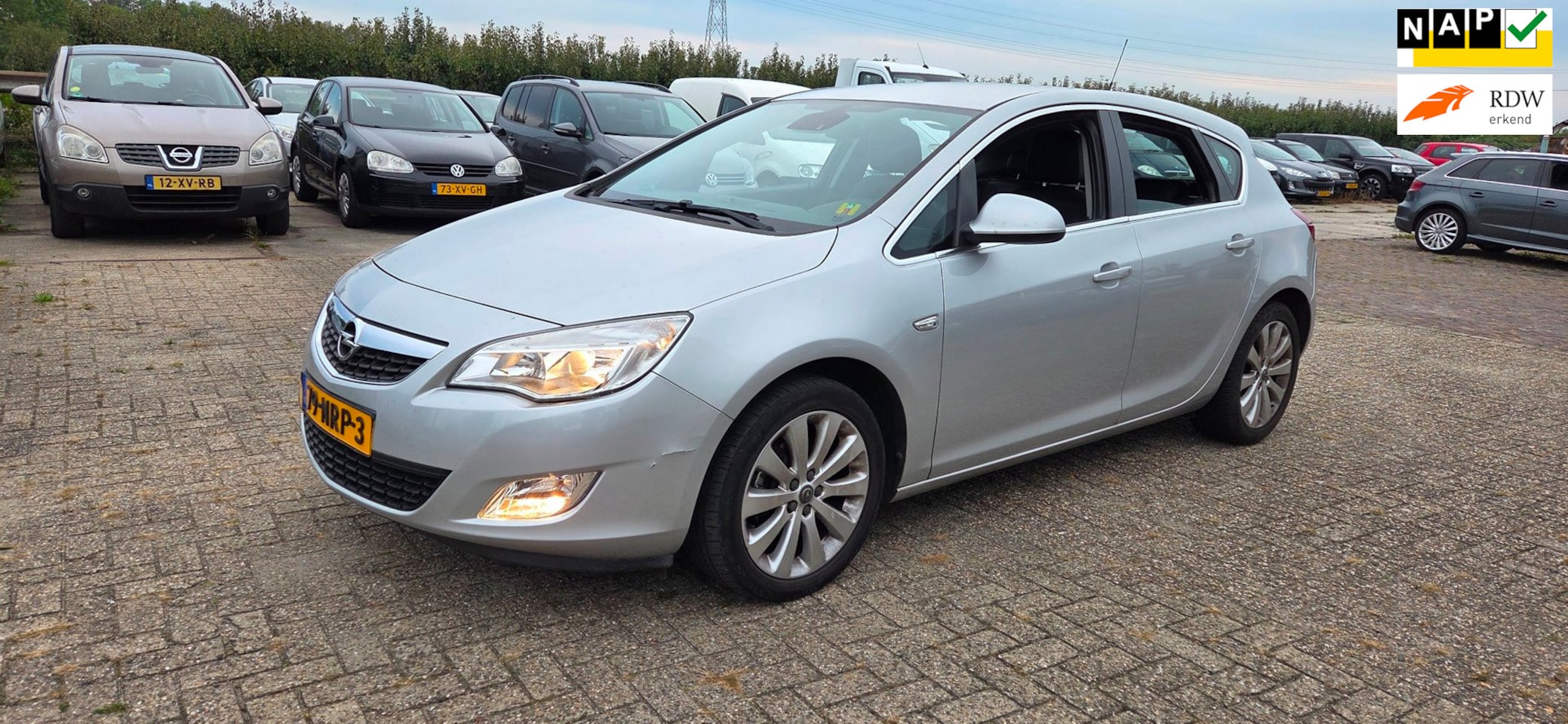 Opel Astra - 1.4 Turbo Cosmo LET OP * Stationair onregelmatig* - AutoWereld.nl