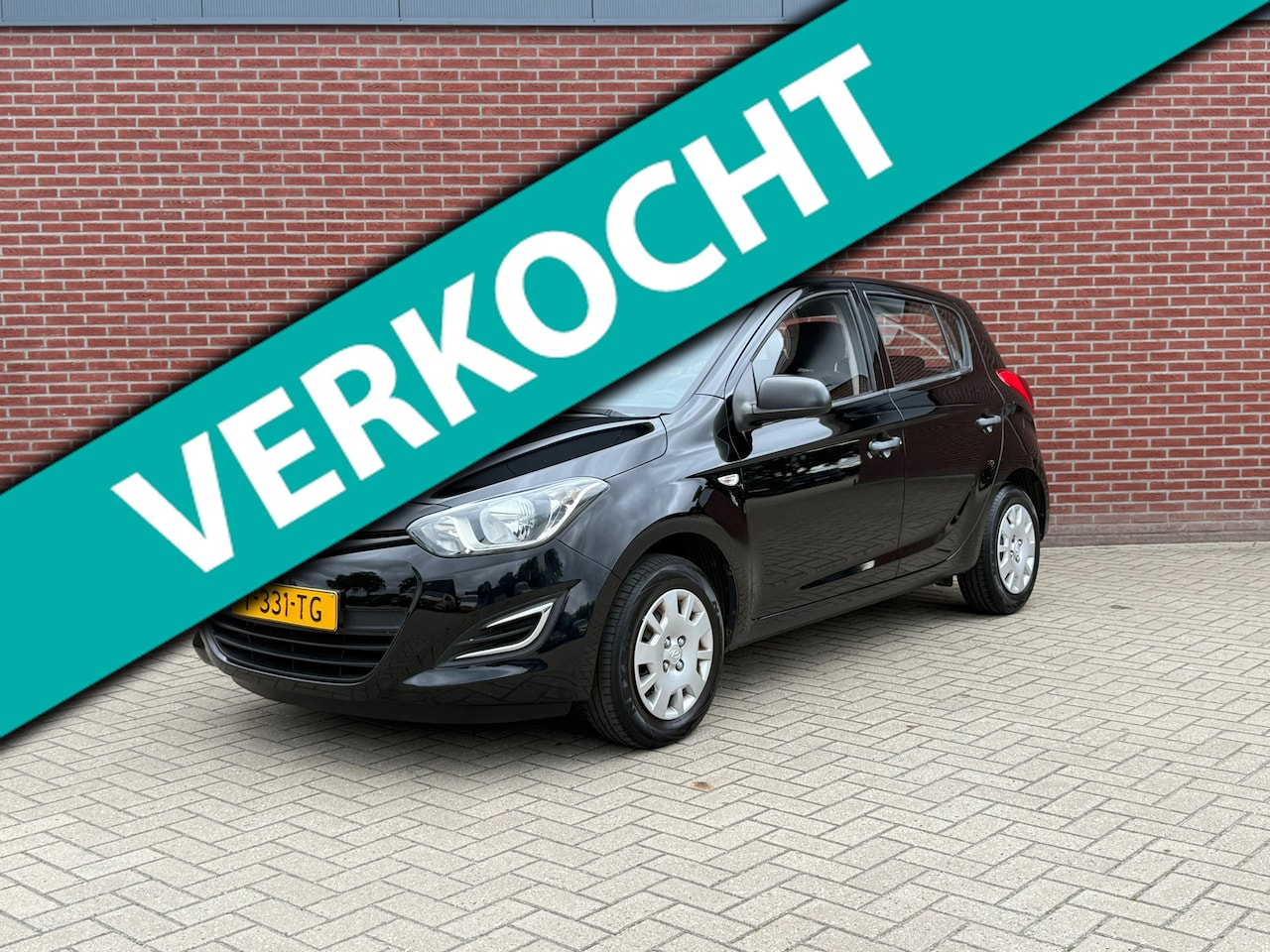 Hyundai i20 - 1.2i Business Edition / Airco / Elektrische ramen / 5-deurs - AutoWereld.nl