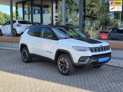 Jeep Compass - 4xe 240 Plug-in Hybrid Electric Trailhawk