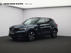 Volvo XC40 - 2.0 B4 Plus Dark / Trekhaak / Pan. dak / Harman Kardon / Privacy Glass / Elektr. bedienbar