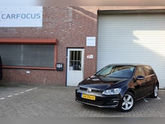 Volkswagen Golf - 1.2 TSI Highline 1e eigenaar NAP Cruise 03-27 APK Airco