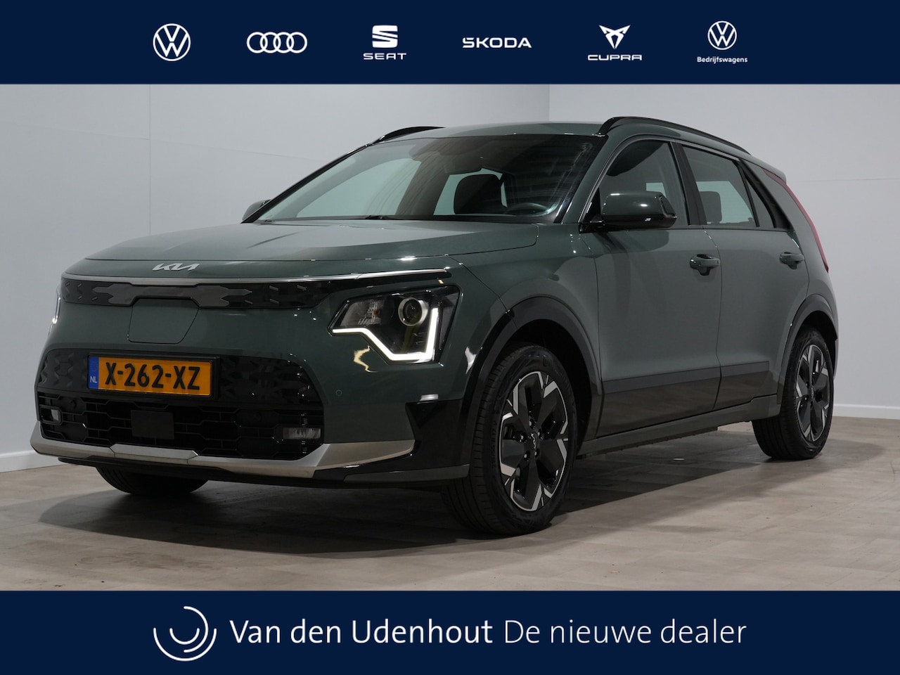 Kia Niro EV - DynamicLine 64.8 kWh / Navigatie / Apple Carplay / Camera / Trekhaak 151 - AutoWereld.nl