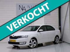 Skoda Rapid - 1.2 TSI Elegance Businessline "Origineel NL" Trekhaak Apple-carplay Android-auto Parkeerse
