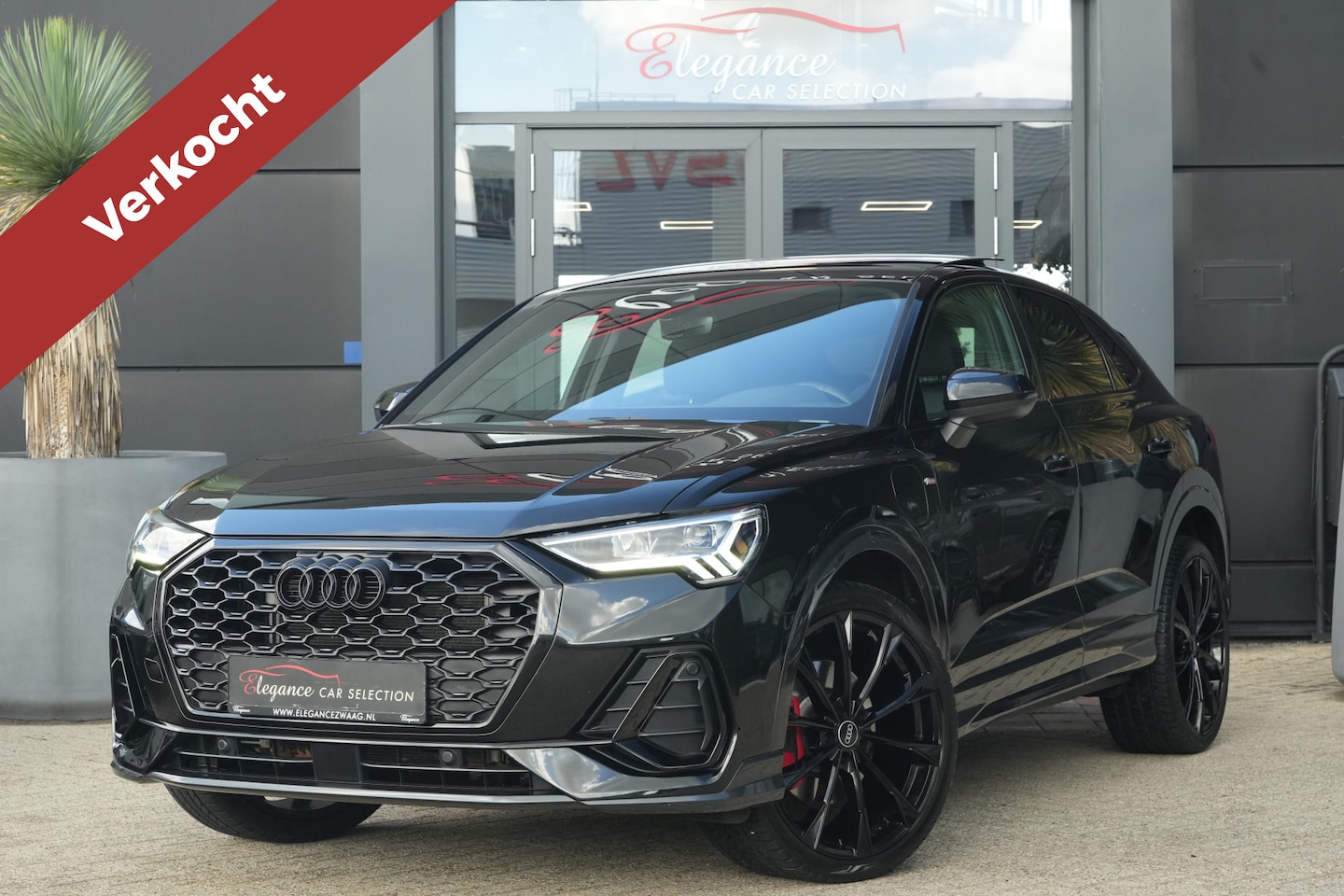 Audi Q3 Sportback - 45 TFSI e | S line | 245pk | PHEV | Black Edition | Pano | Camera | Stoelverwarming Een Au - AutoWereld.nl