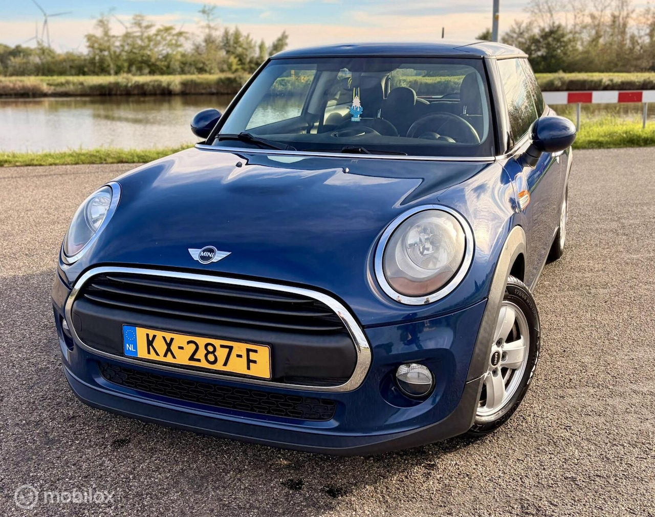 MINI 3-Deurs - 1.5 One D Pepper Business - AutoWereld.nl
