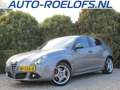 Alfa Romeo Giulietta - 1.4 Turbo MultiAir Super * Navi * Kuipstoelen