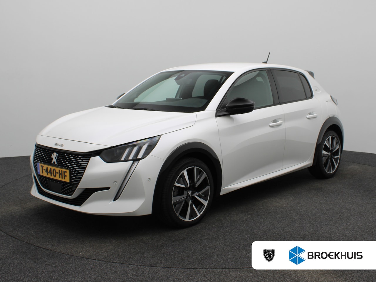 Peugeot 208 - 1.2 PureTech GT Pack Automaat | Cruise Control | Keyless | Camera | Climate Control | Appe - AutoWereld.nl