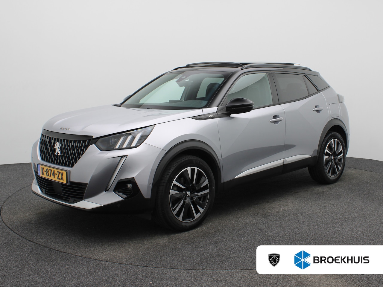 Peugeot 2008 - 1.2 PureTech GT Pack 155 PK! | Panoramadak | Camera | Parkeersensoeren Voor en Achter | Al - AutoWereld.nl