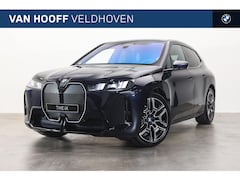 BMW iX - xDrive45 M Sport / Panoramadak Sky Lounge / M Multifunctionele Stoelen / Adaptieve LED / P