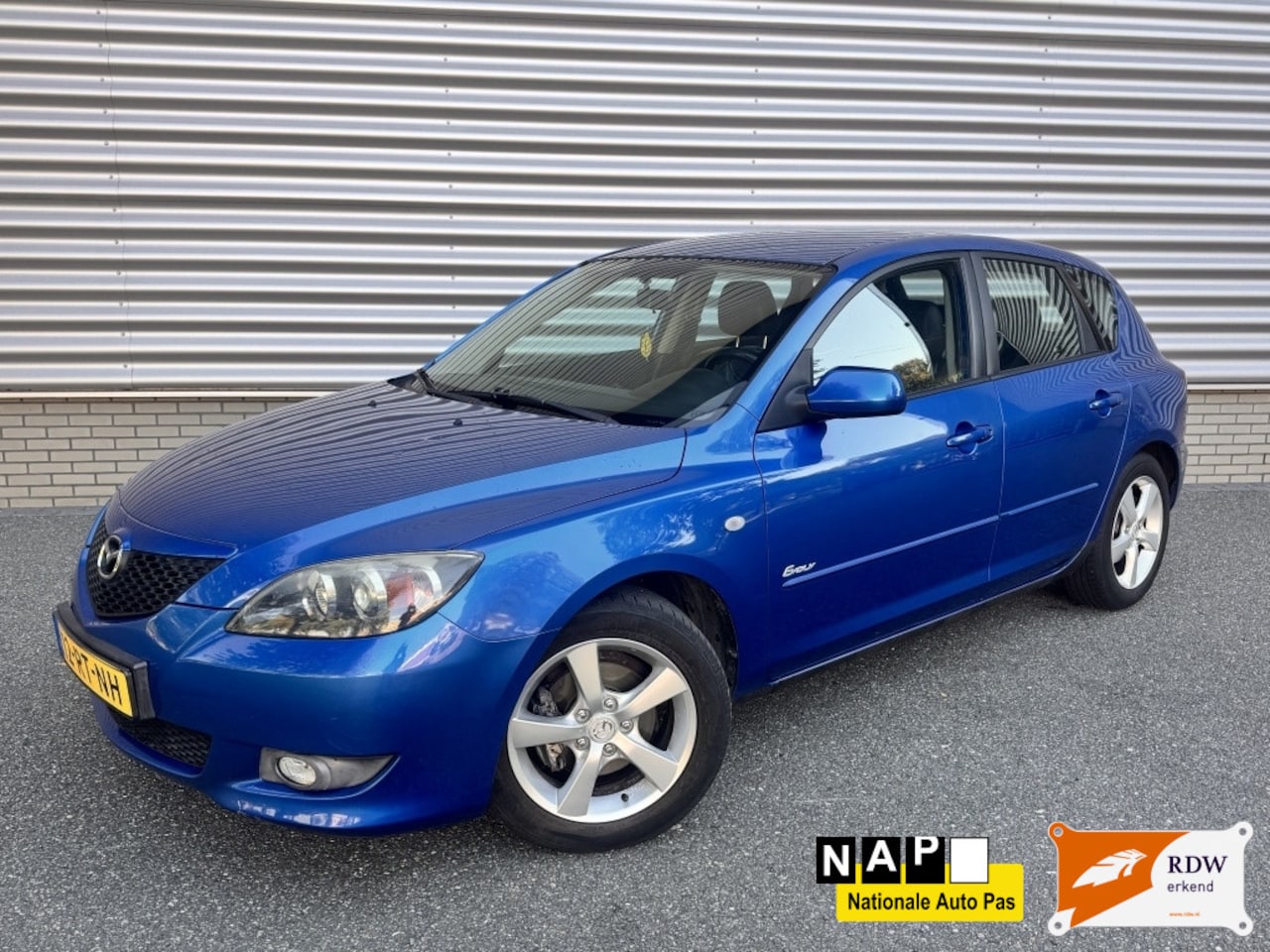 Mazda 3 Sport - 1.6 Executive Leder Clima - AutoWereld.nl