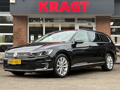 Volkswagen Passat Variant - Connected Series 1.4 TSI 218 pk - SOH 94% - trekhaak - massagestoel - LED - dealeronderhou