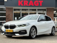 BMW 1-serie - Business Edition Plus 118i 136 pk - AUTOMAAT - LED - Sportstoelen