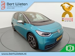 Volkswagen ID.3 - First Plus 58 kWh | Geen import | Trekhaak | Camera | SOH 92%