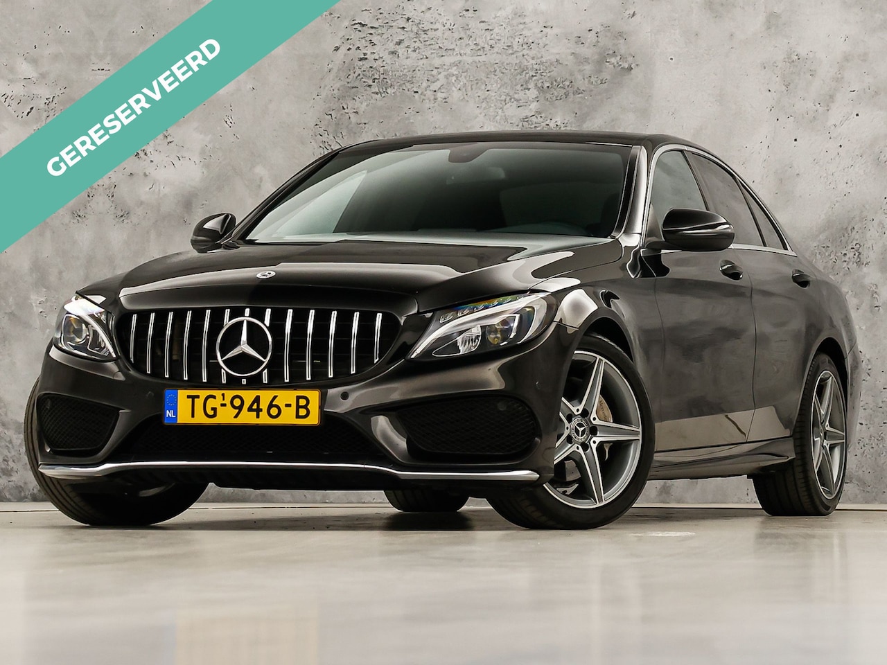 Mercedes-Benz C-klasse - 180 AMG Sport 156Pk Automaat (NAVIGATIE, CAMERA, LEDER, ZWART HEMEL, STOELVERWARMING, SPOR - AutoWereld.nl