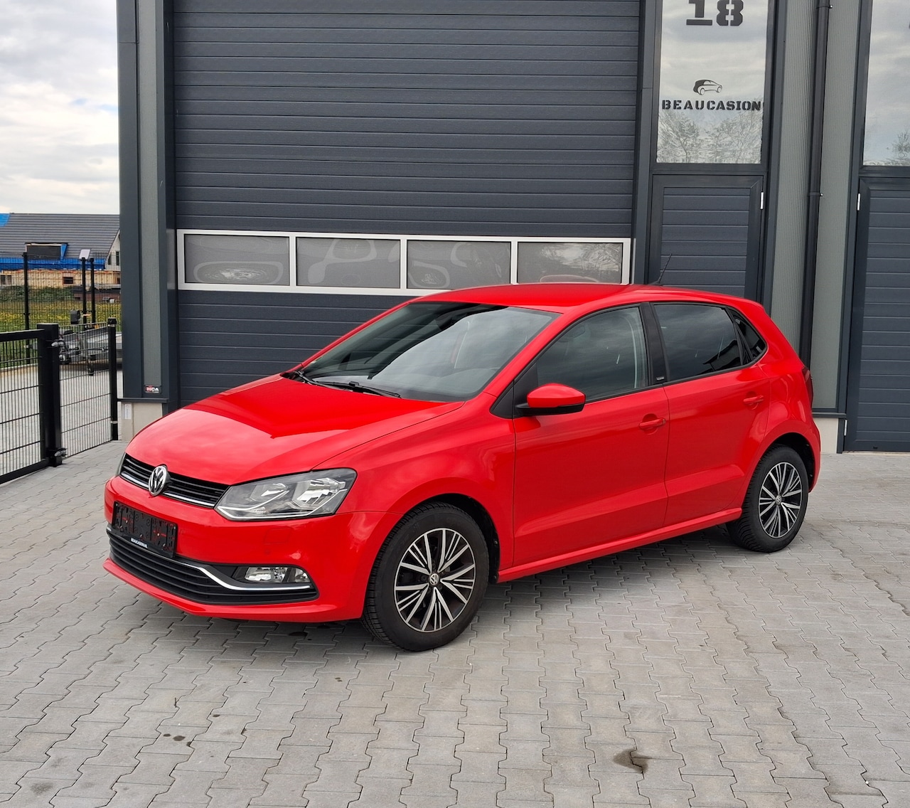 Volkswagen Polo - 1.0 Comfortline Allstar uitvoering | 2e eigenaar | - AutoWereld.nl
