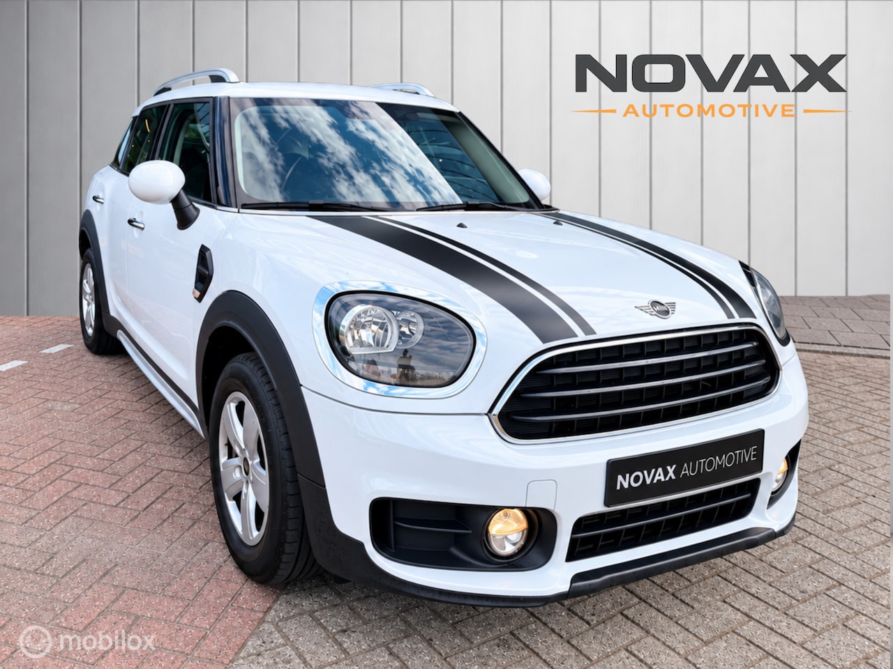 MINI Countryman - Cooper Business Edition 2018 | NAP |Benzine - AutoWereld.nl