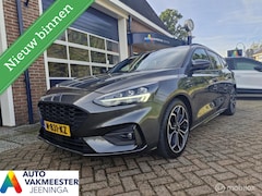 Ford Focus Wagon - 1.5 EcoBoost ST Line Business