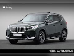BMW X1 - xDrive25e | Harman-Kardon Sound System | Sportstoelen Voor | Glazen Panoramadak |