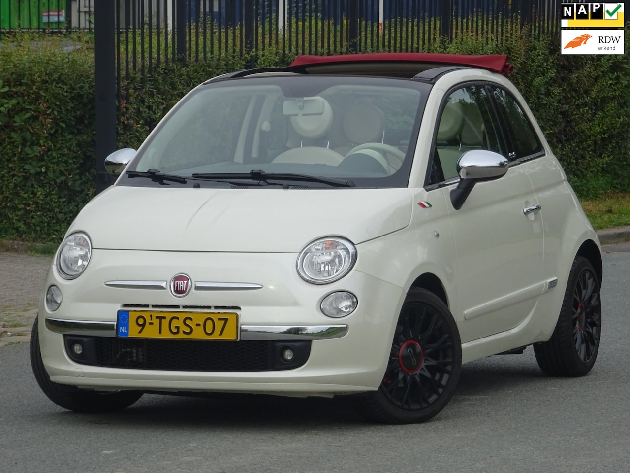 Fiat 500 C - 0.9 TwinAir Lounge 85DKM NAP/LEER/AIRCO/PDC/APK - AutoWereld.nl