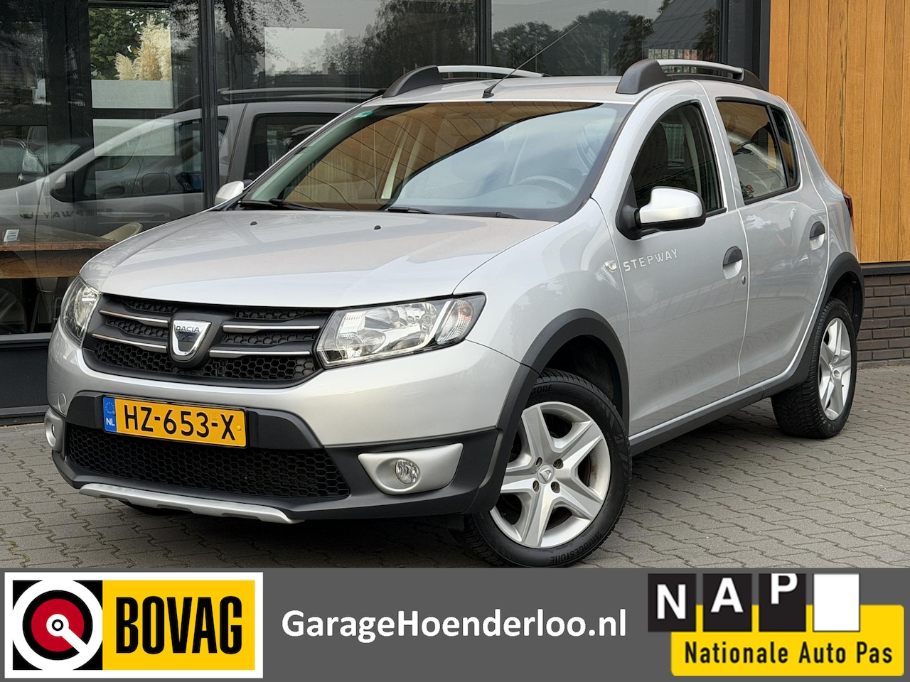 Dacia Sandero Stepway - 0.9 TCe Trekhaak, Cruise, Navigatie, Garantie - AutoWereld.nl