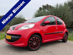 Peugeot 107 - 1.0-12V XS | 5 deurs | USB/AUX/12V | All Season Banden | Nieuwe APK + Onderhoudsbeurt | Go