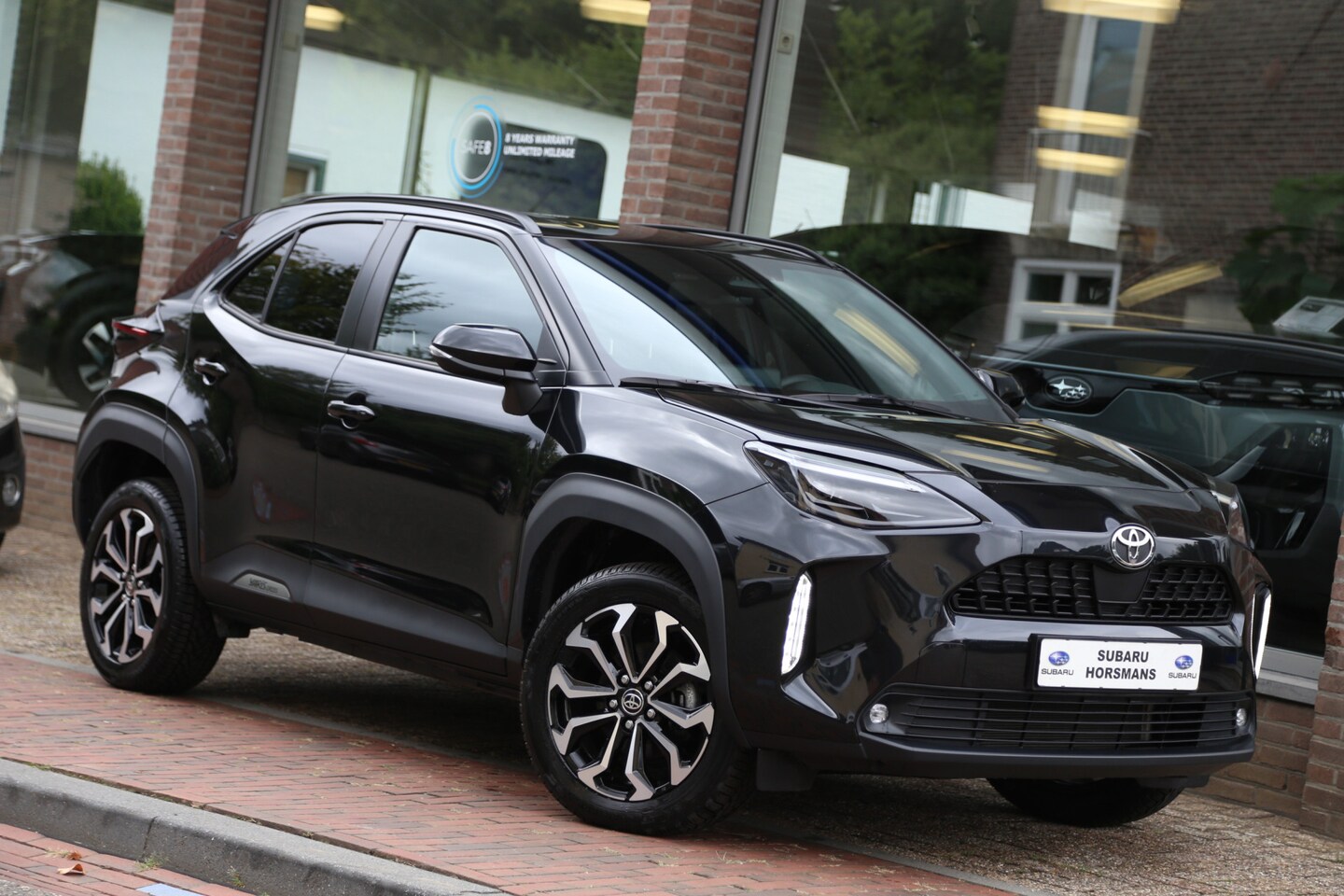 Toyota Yaris Cross - 1.5 Hybrid 130 Dynamic Team Navi Camera ACC - AutoWereld.nl