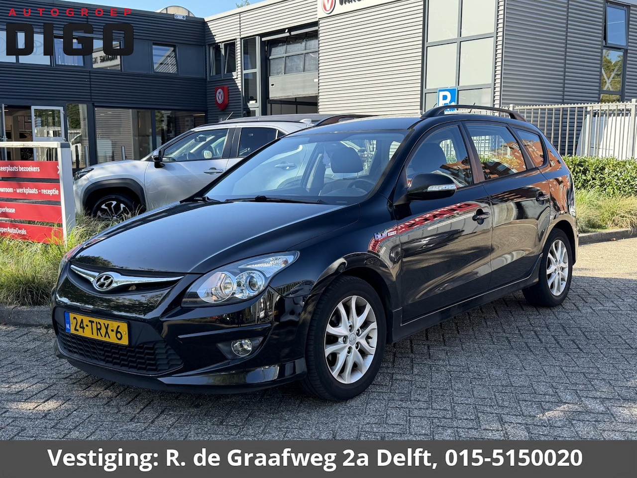 Hyundai i30 CW - 1.6i i-Motion | Airco | Parkeersensoren | Cruise control | - AutoWereld.nl