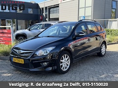 Hyundai i30 CW - 1.6i i-Motion | Airco | Parkeersensoren | Cruise control |