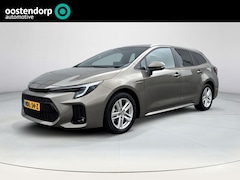 Toyota Corolla - TS 1.8 Hybrid Style | Rijklaarprijs | Stoel- stuurverwarming | Navigatiesysteem | Parkeers
