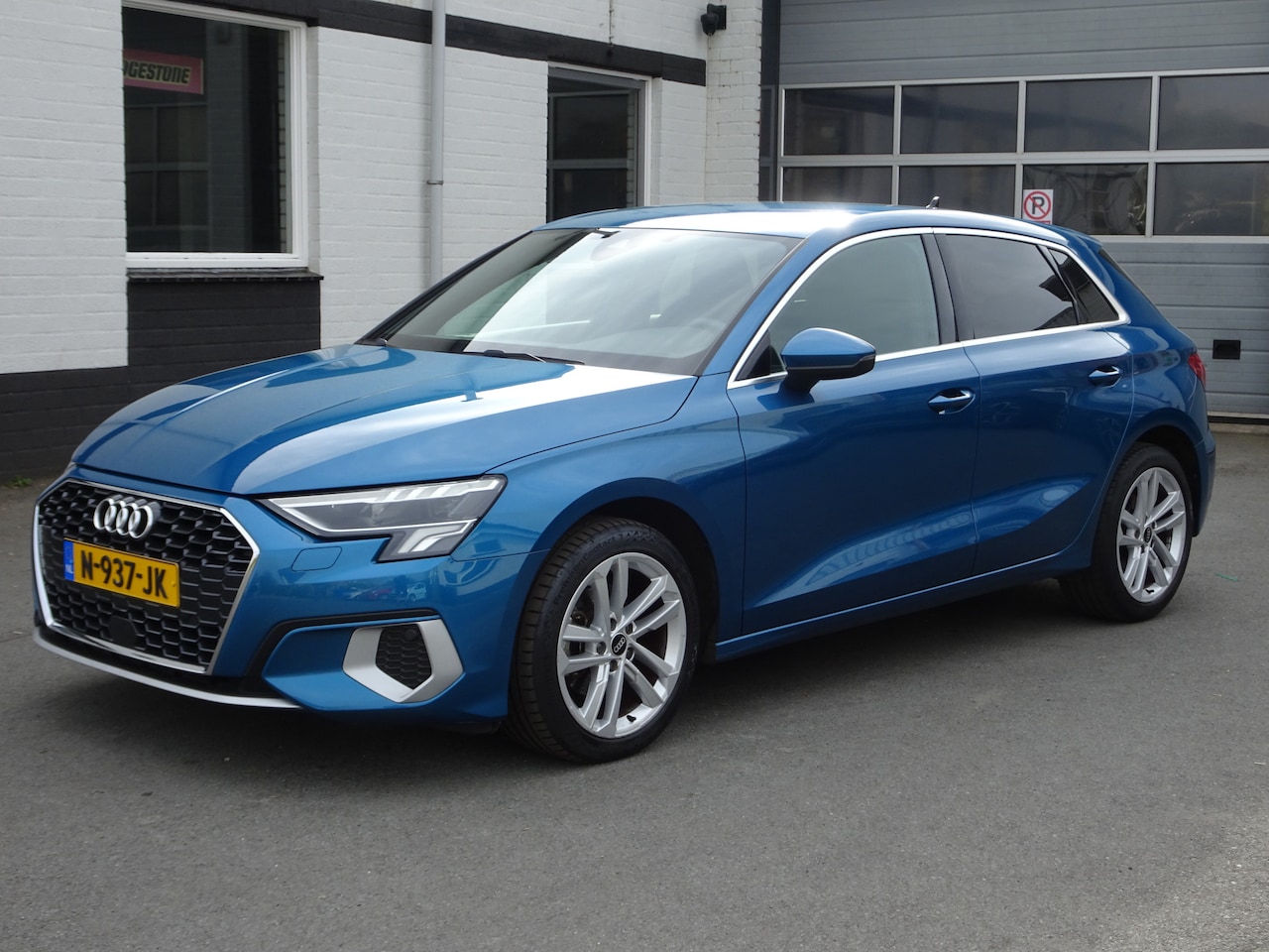 Audi A3 Sportback - 30 TFSI Advanced edition Navigatie, automatische airco, cruise controle, licht metalen vel - AutoWereld.nl
