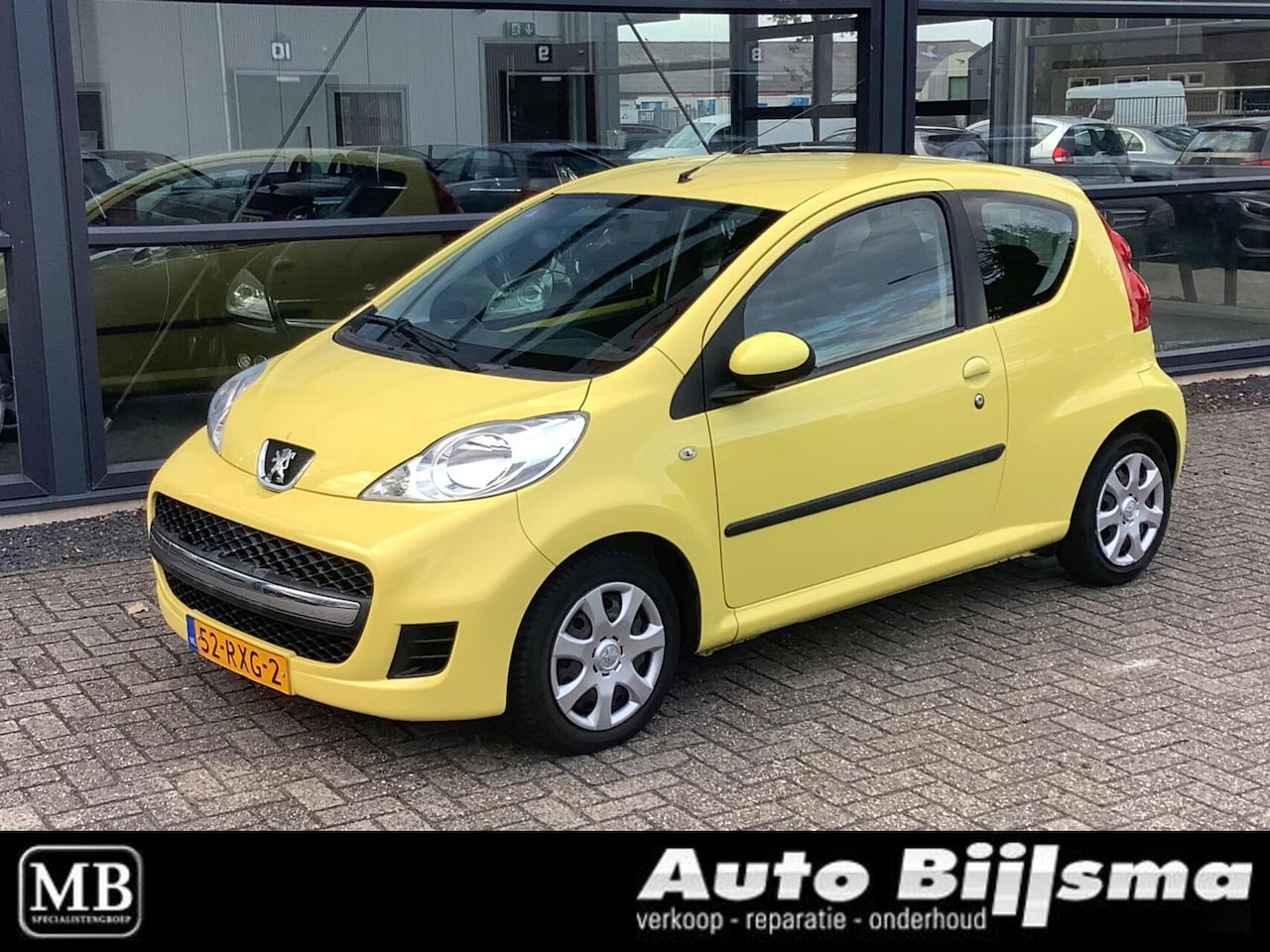 Peugeot 107 - 1.0-12V XS automaat, airco, cv op afstand, trekhaak, incl nwe apk en onderhoudsbeurt - AutoWereld.nl